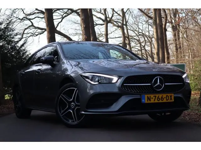 Mercedes-Benz CLA-klasse Shooting Brake 250 e Business Solution AMG Limited | Trekhaak | Navi | Sfee...