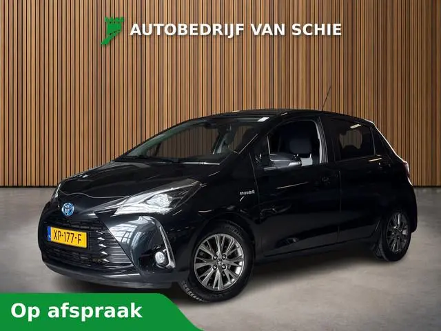 Toyota Yaris 1.5 Hybrid Dynamic 1e-Eig. & Keurig-Onderh. BOVAG-Garantie. NL-Auto.