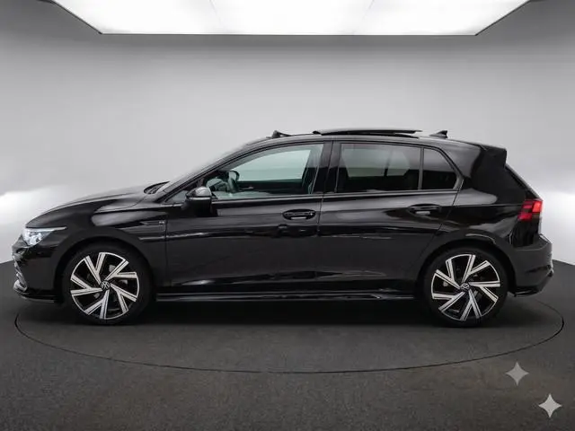 Volkswagen Golf 1.5 eTSI R-Line Business+ Automaat | Schuifdak | Cruise | Clima | Stoel & Stuur verw...