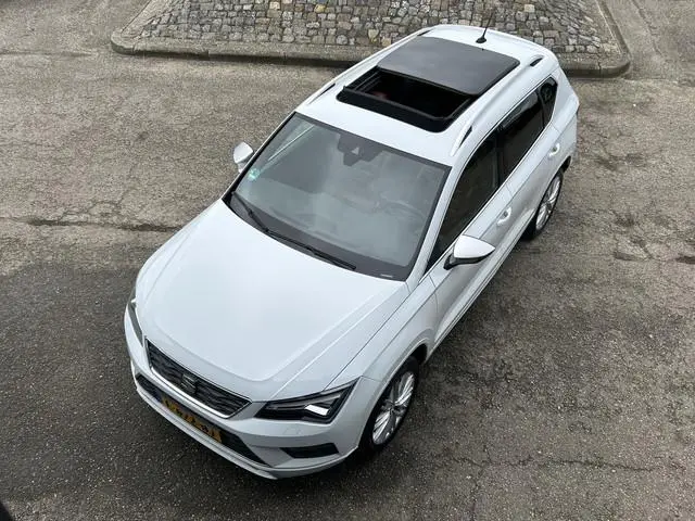 SEAT Ateca 1.4 EcoTSI Xcellence PANO DAK LEER 360 CAMERA NAVI ECC CRUISE SEAT SOUND SYSTEEM