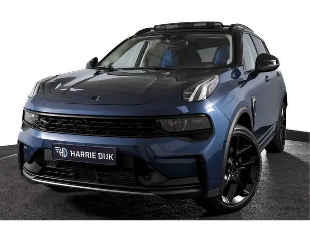 Lynk & Co 01