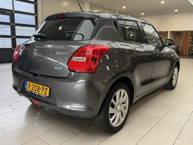 Suzuki Swift 1.2 Select SmartHybride [ CARPLAY I CAMERA I ADAPTIVE CRUIS ]