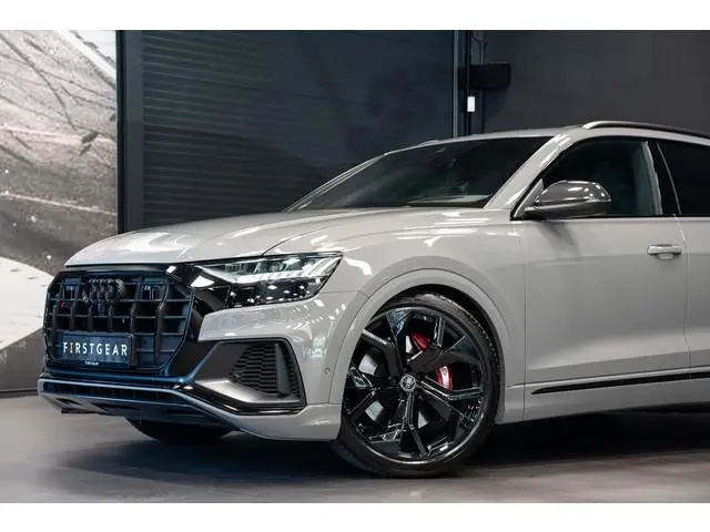 Audi SQ8
