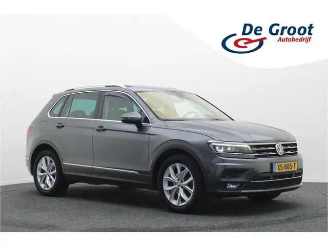 Volkswagen Tiguan 1.5 TSI ACT Highline Panoramadak, Virtual Cockpit, Apple Carplay, ACC, Camera, PDC