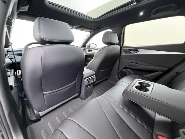 BYD SEAL
