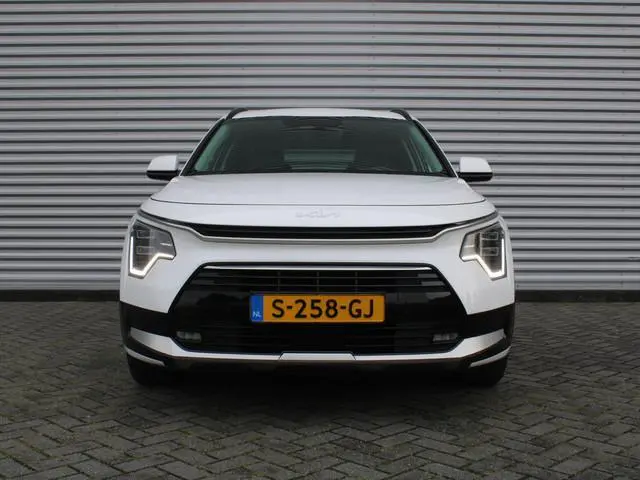 Kia Niro 1.6 GDi Hybrid ExecutiveLine | Stuur-/stoelverwarming + ventilatie | Leer | Schuifdak | 18"...