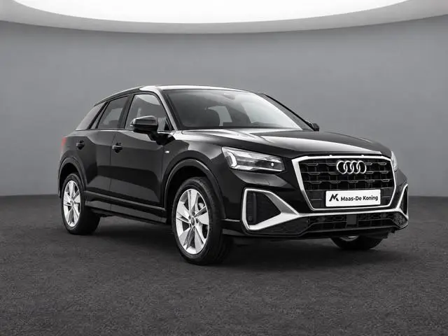Audi Q2 35 TFSI 150pk S Edition · Camera · Matrix LED · Apple/Android Car Play · Adaptive Cruise Con...