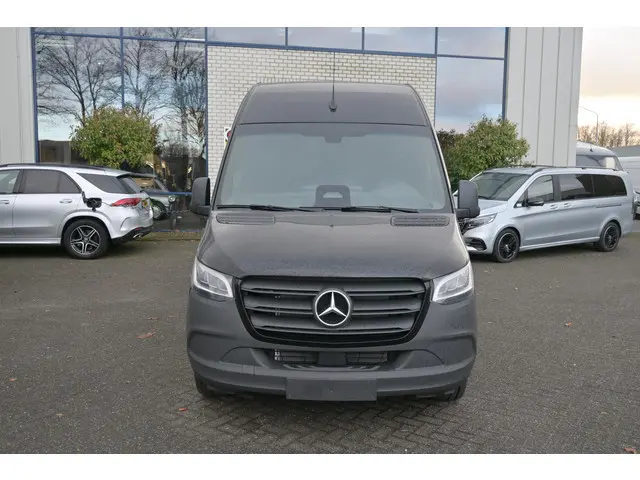 Mercedes-Benz Sprinter 317 CDI L2H2 PRO 3500 KG trekgewicht, LED koplampen, Smartphone integratiepak...