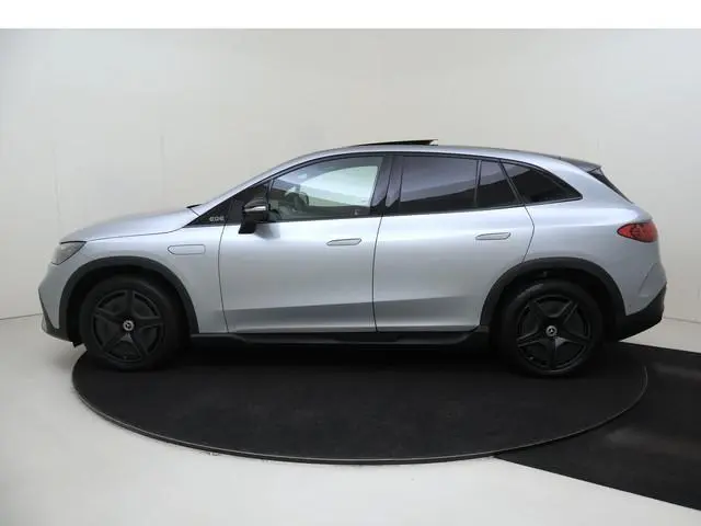 Mercedes-Benz EQE SUV 350 4Matic AMG Line 91 kWh Luchtvering / Head-Updisplay / 360Graden-Camera / P...