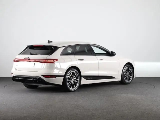 Audi A6 Avant e-tron Advanced edition 100 kWh 367pk | Tech Plus pakket | leder interieur | Optiek pa...