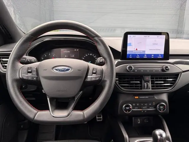 Ford Focus 1.0 EcoBoost ST Line Business 2e Eigenaar l Navi l Clima l Cruise l 125pk l Keyless l Pdc...