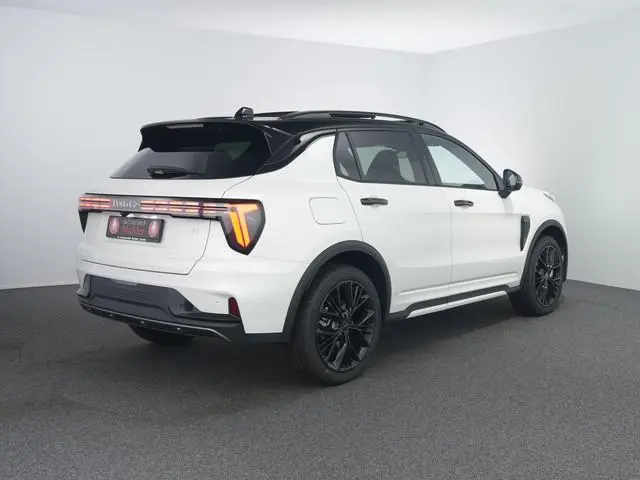Lynk & Co 01 1.5 More | Pano | Leer | 360 Camera | ACC | Stoelverwarming |