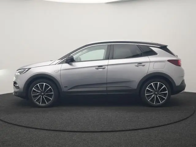 Opel Grandland X 1.6 Turbo Ultimate PHEV 225pk Dealer O.H. | Trekhaak Afn. | Adaptive Cruise | 360 C...