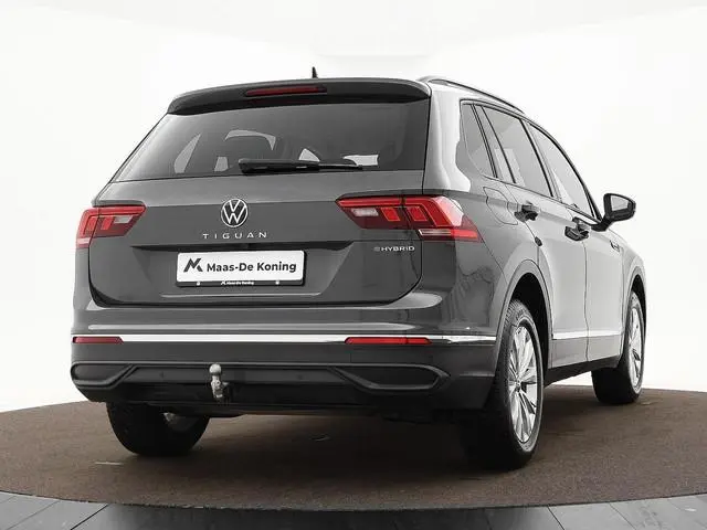 Volkswagen Tiguan 1.4 TSI eHybrid 245pk DSG Life Business · Camera · Inklap. Trekhaak · Dodehoeksens...