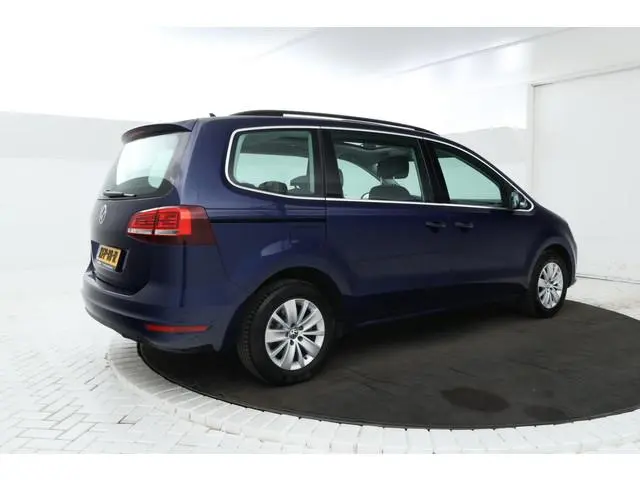 Volkswagen Sharan 1.4 TSI Exclusive Series Panorama, Navigatie, climate,