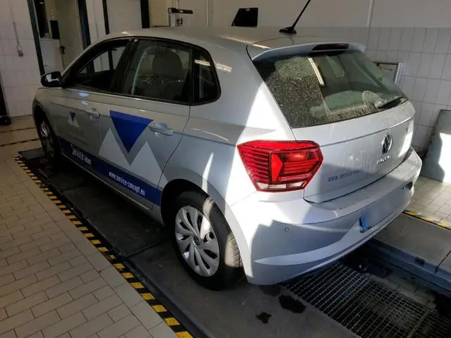 Volkswagen Polo 1.0 Comfortline Dodehoek | Stoelverwarming | Climate Control | Parkeersensoren |