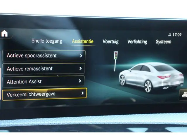 Mercedes-Benz CLA-Klasse