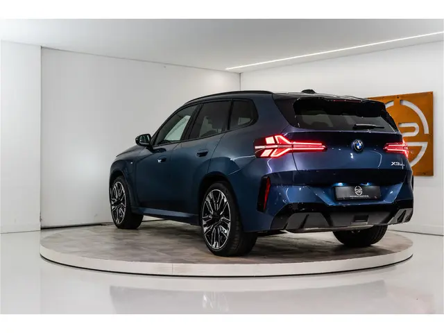 BMW X3 30e xDrive M-Sport 300PK | Pano | Harman/Kardon | Sfeer | Drive Pro | Fabrieksgarantie