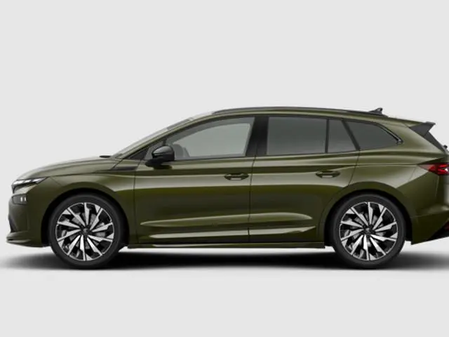 Škoda Enyaq iv 85 Sportline | Panorama dak | Trekhaak wegklapbaar | Business Advanced Pakket | 3.000...