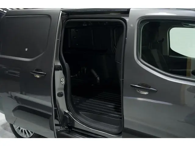 Toyota pro-ace