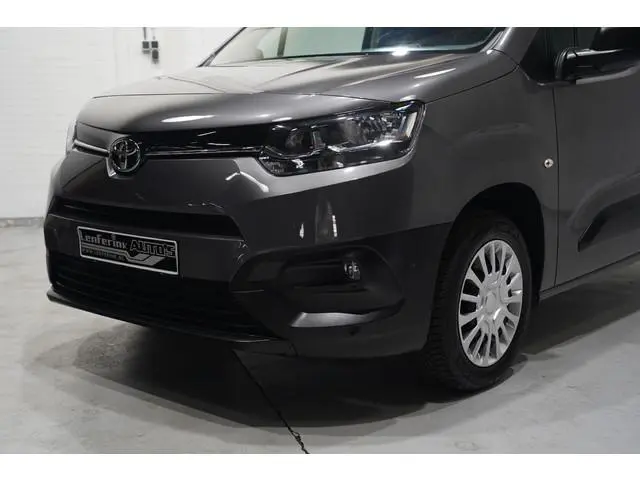 Toyota pro-ace
