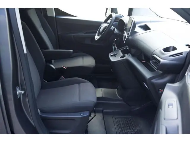 Toyota pro-ace