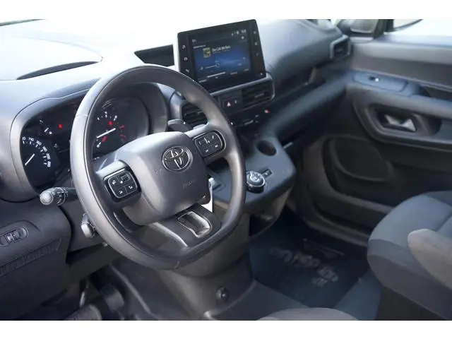 Toyota pro-ace