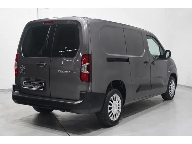 Toyota pro-ace