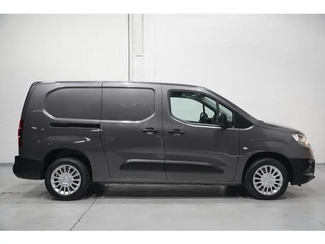 Toyota pro-ace