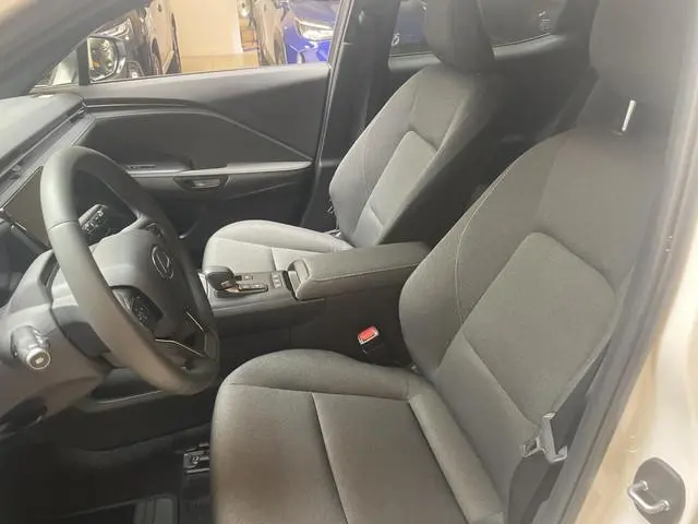 Lexus LBX