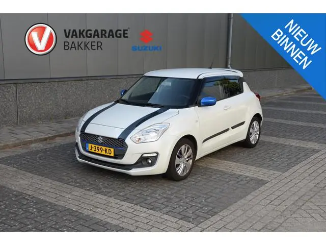 Suzuki Swift 1.0 Select | navigatie | achteruitrijcamera | carplay |