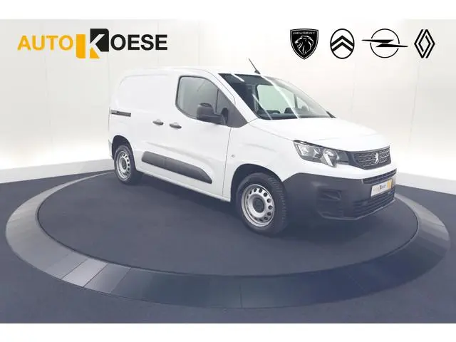 Peugeot Partner 1.5 BlueHDi 100 S&S L1 | Trekhaak | Laadruimte Pakket | Allseason Banden | Cruise Co...