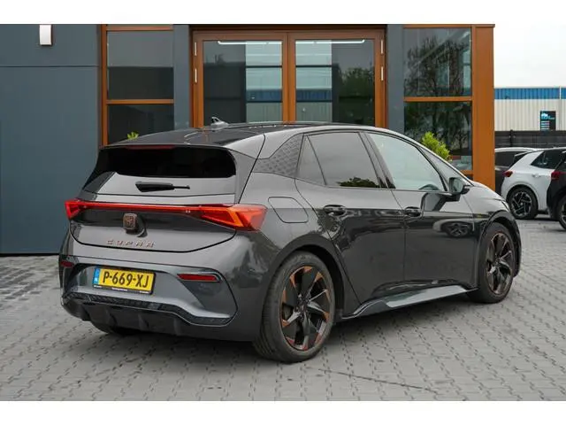 Cupra Born