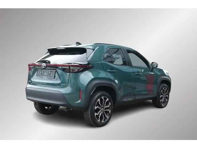 Toyota Yaris Cross 1.5 Hybrid 115 Dynamic, Comfortpack, BSM, Nieuw en snel leverbaar met €2500,- Inr...