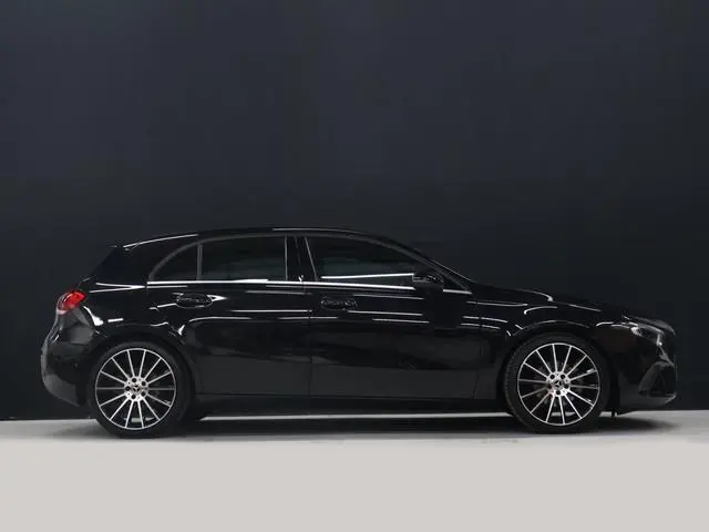 Mercedes-Benz A-klasse 180 Luxury Line [STOELVERWARMING, CRUISE CONTROL, PDC, CLIMATE, DIGITAL DASH,...