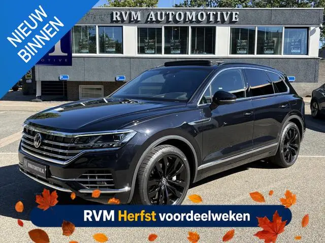 Volkswagen Touareg 3.0 TSI Elegance VAN: 56.900,- VOOR: 52.877,- UW HERFSTVOORDEEL: 4.023,- EURO | L...