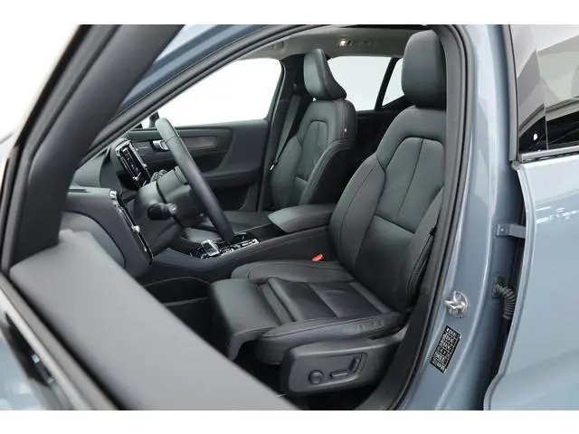 Volvo XC40 1.5 T5 Plug-in hybrid Ultimate Dark | SOH 95% | Pano | Leder | Adapt. Cruise | 360cam | K...