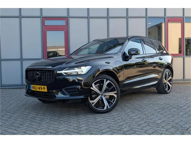 Volvo XC60 2.0 T8 Twin Engine AWD R-Design Panorama Trekhaak