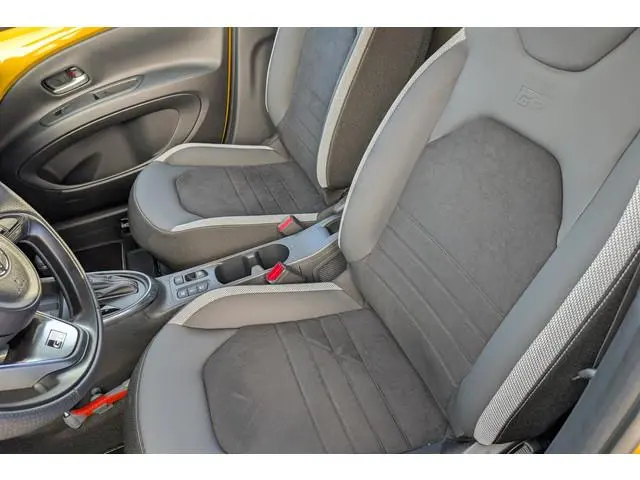 Toyota Aygo X Hybrid 115 GR Sport | Automaat | JBL Audio | Stoelverwarming |