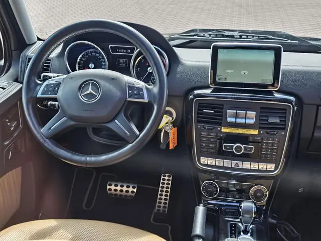 Mercedes-Benz G-Klasse