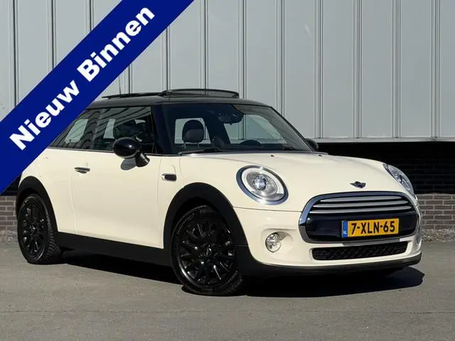 MINI 3-Deurs 1.5 Cooper Aut. | Pano | Navi Prof | Climate Control | Union Jack
