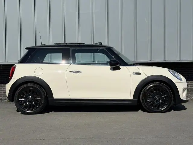 MINI 3-Deurs 1.5 Cooper Aut. | Pano | Navi Prof | Climate Control | Union Jack