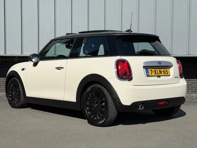 MINI 3-Deurs 1.5 Cooper Aut. | Pano | Navi Prof | Climate Control | Union Jack