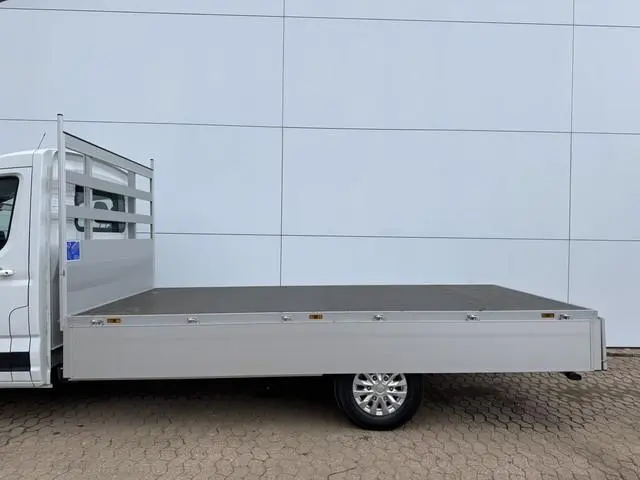 Maxus eDeliver9