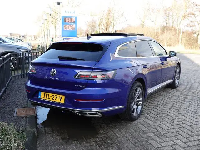 Volkswagen Arteon Shooting Brake 1.4 TSI eHybrid R-Line PANO | HUD | TREKH. | ACC | DODE-HOEK