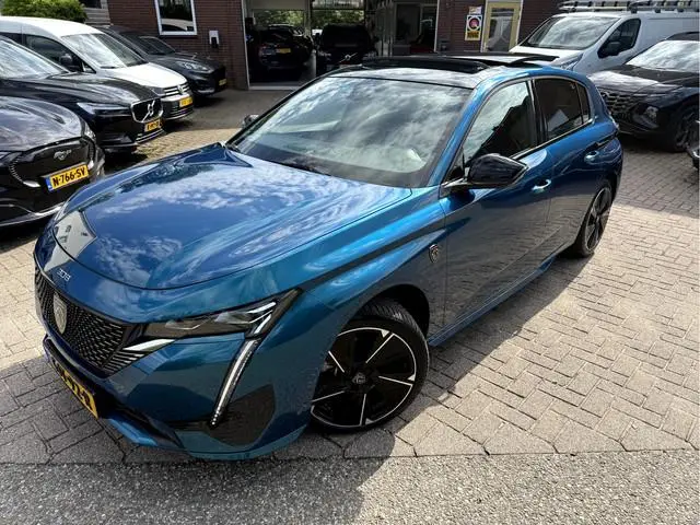 Peugeot e-308