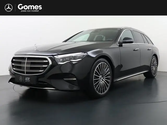 Mercedes-Benz E-Klasse Estate 300 e Exclusive Line | Superscreen | Multicontourstoelen Voorin | Luch...