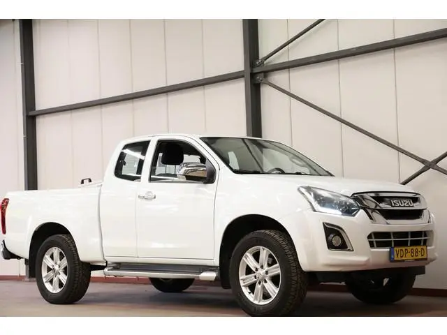 Isuzu D-Max