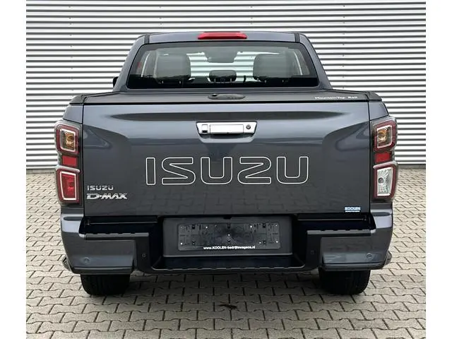 Isuzu D-Max