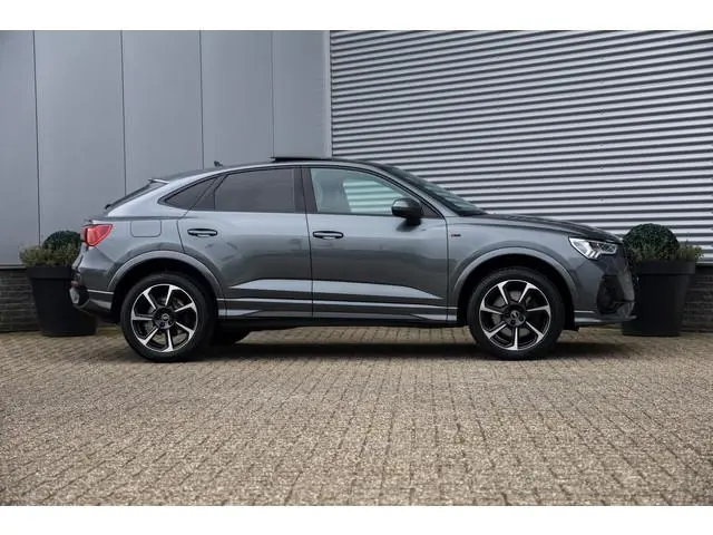 Audi Q3 Sportback 45 TFSI e S-Line Pano|360Cam|Trekh|Elek.stoelen